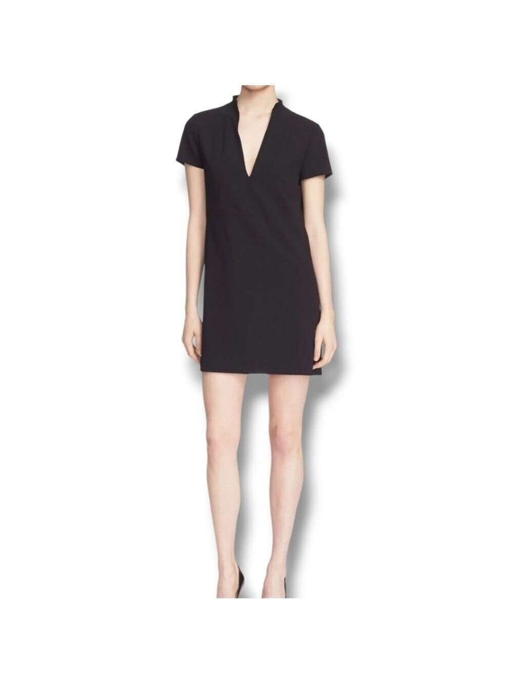 Alice + Olivia Barry' Short Sleeve V-Neck Boxy Shift Dress